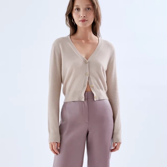 Aritzia Babaton Ruby 100% Cashmere Cardigan Sweater Size XXS Dovetail Ta… - Picture 2 of 6